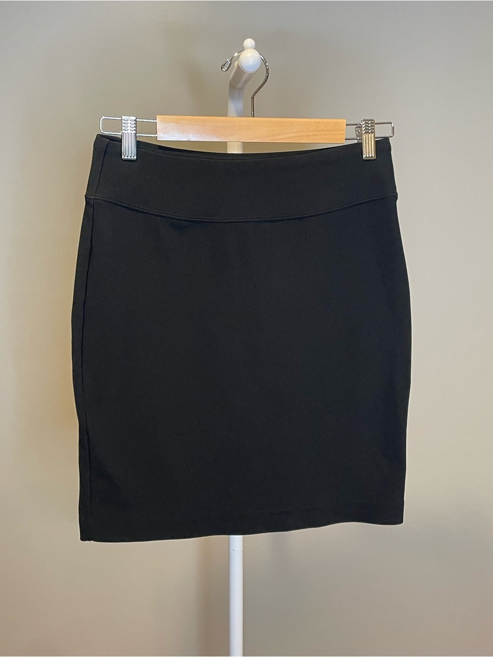 Boston Proper Black Pencil Skirt